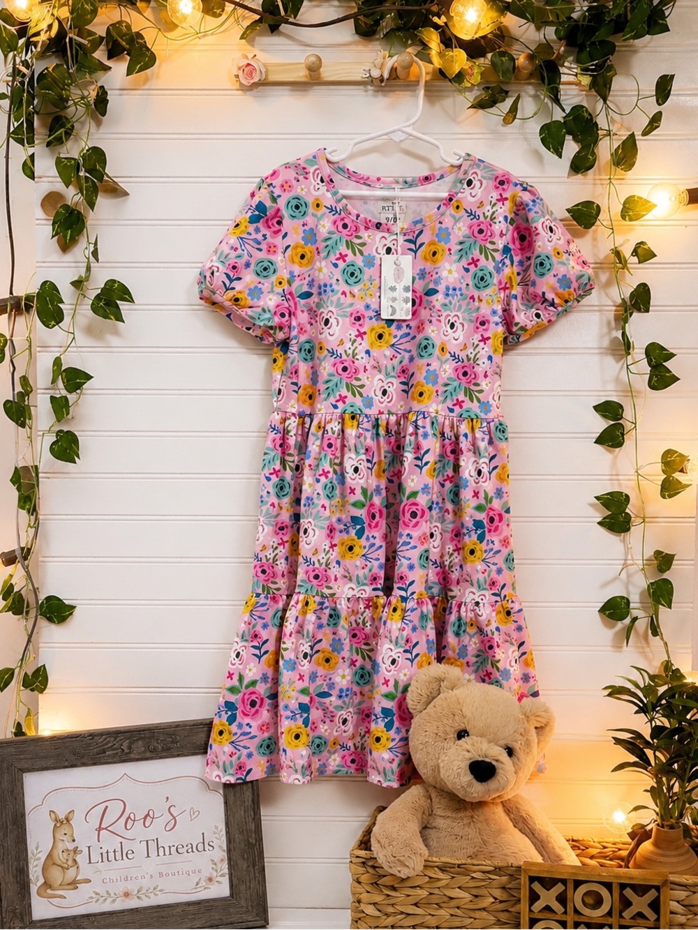 Pete + Lucy “Pretty Petals” Girls Dress - Size: 9/10